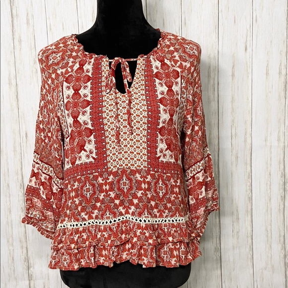 Francesca’s Blue Rain orange rust boho ruffle top size Medium - Picture 3 of 9
